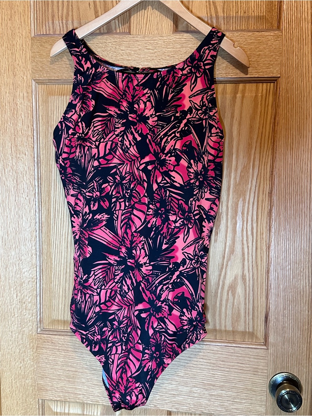 swimsuits for all size 24W aquabelle one piece pink & black floral printed